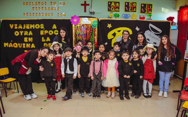 Del pasado al presente: K&iacute;nder Muraro cierra proyecto viajando en la m&aacute;quina del tiempo