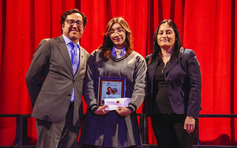 Generación 2025 celebra su licenciatura en emotiva ceremonia salesiana