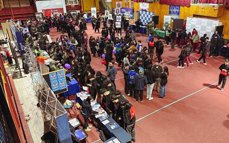 Exitosa 17ª Feria de Educación Superior reunió a estudiantes de Puerto Natales