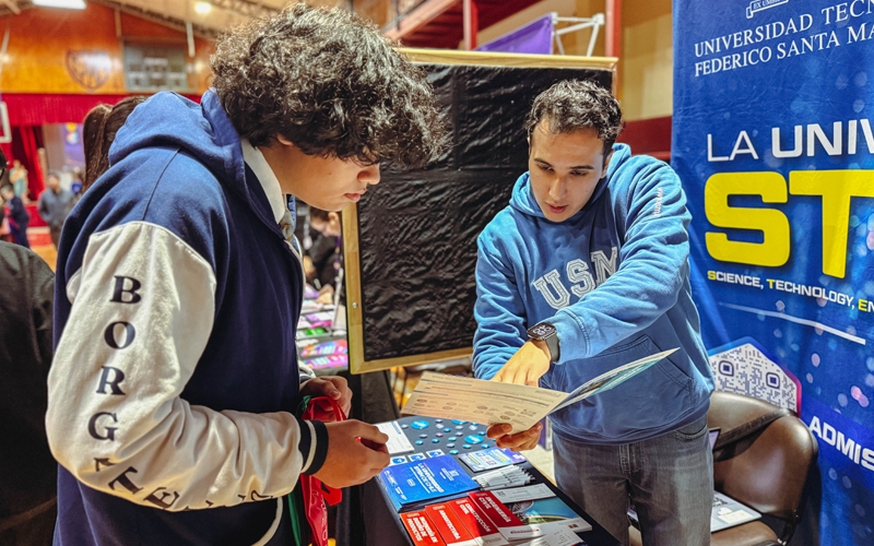 Una ventana al futuro: estudiantes participaron en la XVIII Feria Austral de Educación