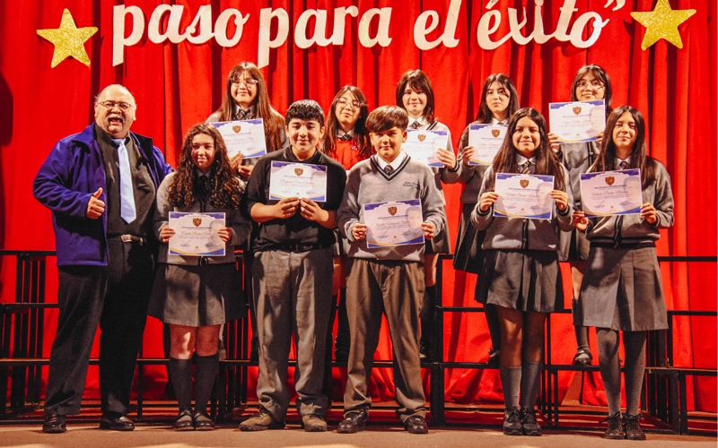 Educando con el coraz&oacute;n: Ceremonia de Premiaci&oacute;n Salesiana
