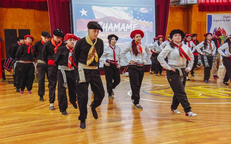 Muestra Folclórica Estudiantil llenó de danza y tradiciones nuestra Casa Salesiana
